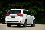 Mitsubishi Outlander PHEV 2017 года (JP)